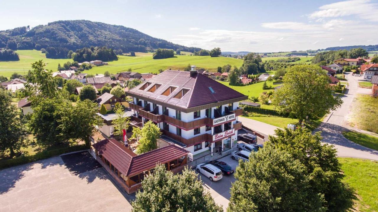 Gasthaus Hotel Beim Erich Oberhofen am Irrsee Eksteriør bilde